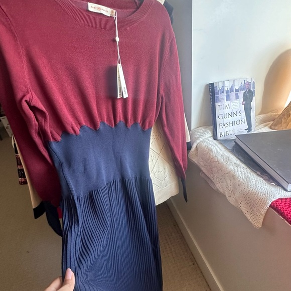 Tory Burch Dresse Brand New Tory Burch Jeanne Sweater - Picture 3 of 14